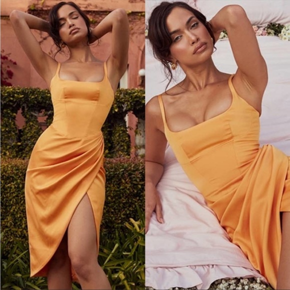 House of CB Dresses & Skirts - House of CB Bianca Satin Pleated Corset Midi Dress M NWT